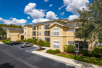 Oxford Place in Tampa, FL - Building Photo - Building Photo