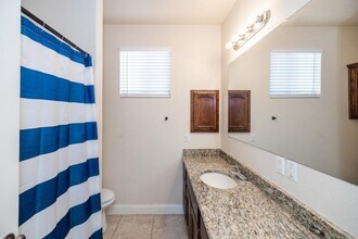 1026 Avenue H in Poteet, TX - Building Photo - Building Photo