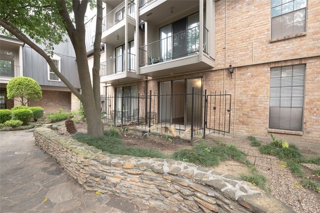 property at 2475 Underwood St
