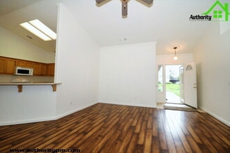 3982 Cambria Dr in Redding, CA - Building Photo - Building Photo