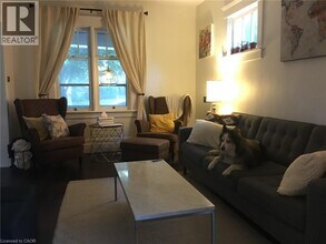 16 Park St in Kitchener, ON - Building Photo - Building Photo