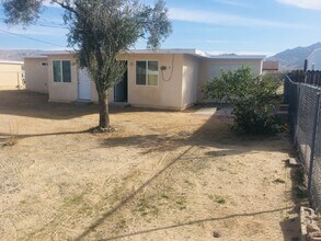 74006 Gorgonio Dr in Twentynine Palms, CA - Building Photo - Building Photo