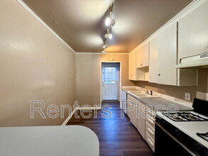 957 E 37th Pl in Tulsa, OK - Building Photo - Building Photo