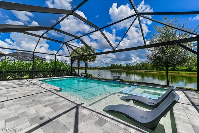 7763 Winding Cypress Dr in Naples, FL - Building Photo - Building Photo