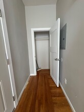 81 Saltonstall Ave, Unit A103 in New Haven, CT - Foto de edificio - Building Photo