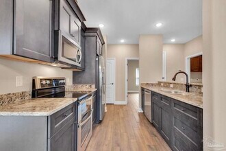 3034 N 20th Ave in Milton, FL - Building Photo - Building Photo