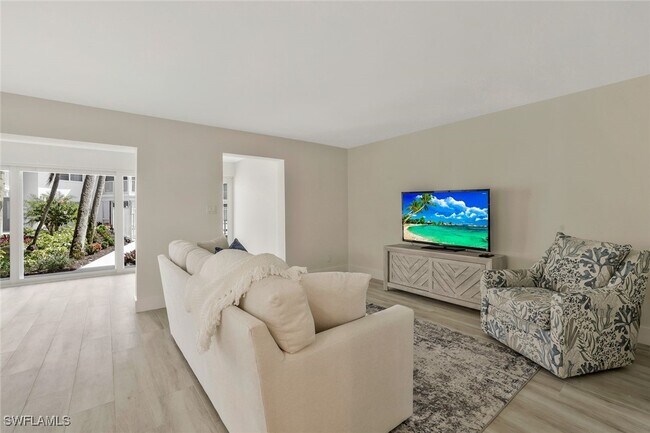 property at 354 Harbour Dr
