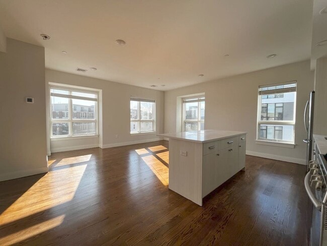 property at 7 Everett St