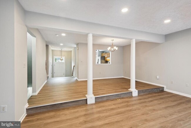 property at 1605 Woodview Ct