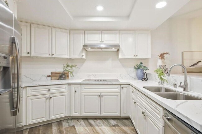 property at 3405 Florida St