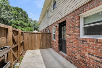 415 Parkdale Dr in Charleston, SC - Building Photo - Building Photo