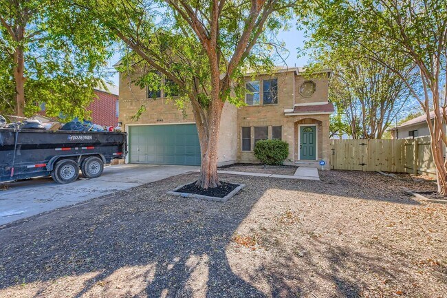 8046 Thaxton Rd in Austin, TX - Building Photo - Building Photo