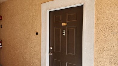 4122 Central Sarasota Pkwy in Sarasota, FL - Building Photo - Building Photo