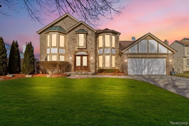 property at 37701 Fleetwood Dr