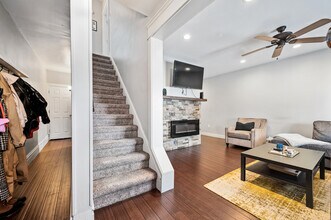 631 Edmond St in Pittsburgh, PA - Building Photo - Building Photo