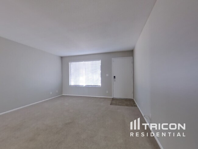 4123 W Orangewood Ave in Phoenix, AZ - Building Photo - Building Photo