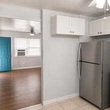 208 12th Ave N, Unit 4 in Jacksonville Beach, FL - Foto de edificio - Building Photo