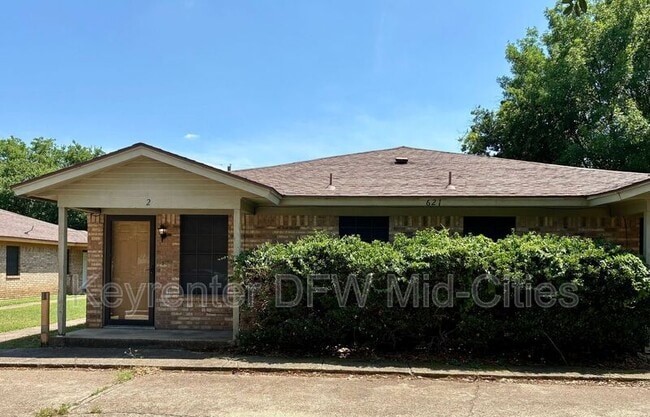 property at 621 Race St