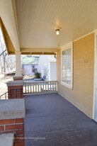 619 Moro St in Manhattan, KS - Building Photo