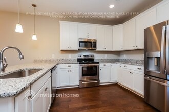 1184 Westgate Dr in Gallatin, TN - Building Photo - Building Photo