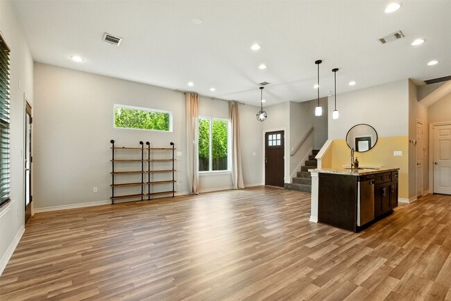 5105 Ricky St in Houston, TX - Building Photo - Building Photo