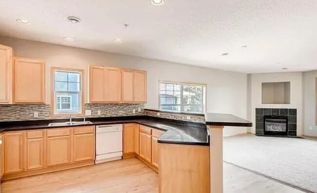 property at 4920 Underwood Ln N