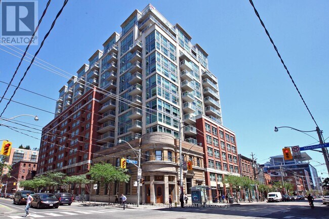 property at 230-1230 King St E