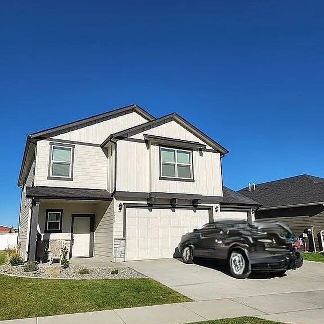 property at 6418 S Soda Rd