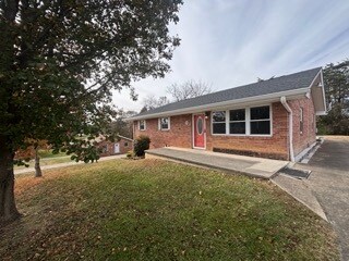 108 Hillrise Dr in Greeneville, TN - Building Photo