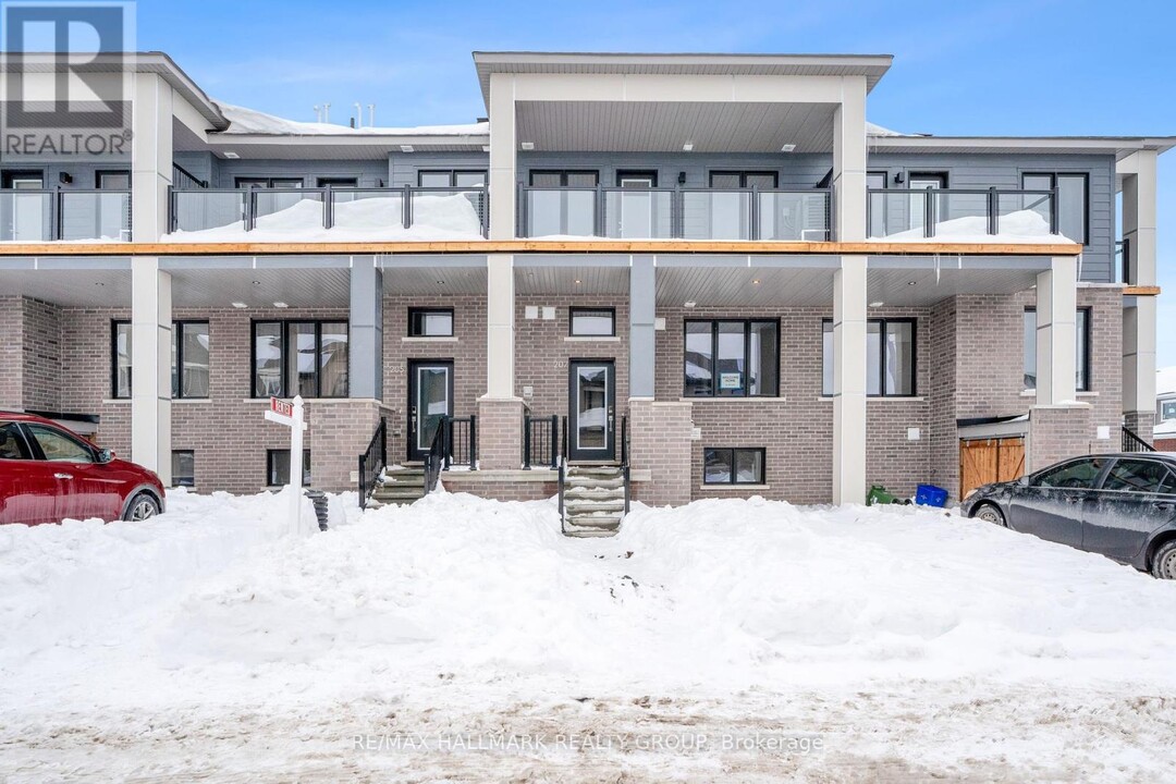 207 Beebalm Cres in Ottawa, ON - Building Photo