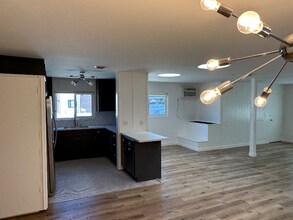 160 S Hayworth Ave in Los Angeles, CA - Building Photo - Building Photo