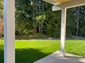 21112 Locust Way in Lynnwood, WA - Building Photo - Building Photo