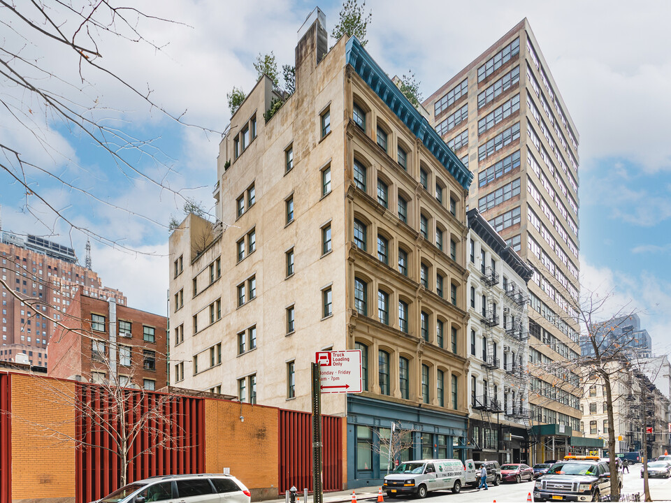 53 Leonard St in New York, NY - Building Photo