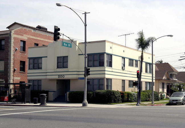 800 Atlantic Ave in Long Beach, CA - Foto de edificio - Building Photo