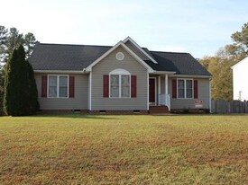 8087 Cypresstree Ln in Mechanicsville, VA - Building Photo