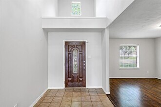 4818 Plum Forest Rd in Houston, TX - Building Photo - Building Photo