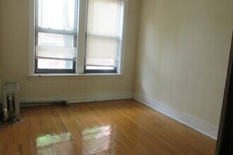 1367 E 56th St in Chicago, IL - Building Photo - Building Photo