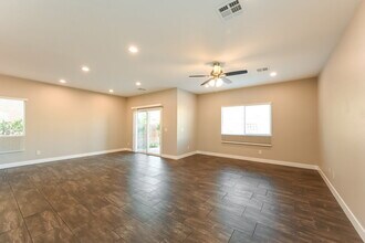 10473 Asana St in Las Vegas, NV - Building Photo - Building Photo