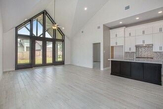 15018 Bonham Shore Dr in Cypress, TX - Foto de edificio - Building Photo