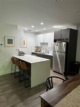 9392 SW 77th Ave in Miami, FL - Building Photo - Building Photo