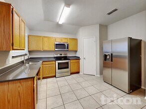 1735 Duster Cir in Arlington, TX - Building Photo - Building Photo