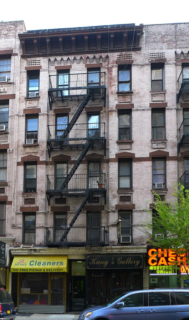 165 E 87th St in New York, NY - Foto de edificio - Building Photo