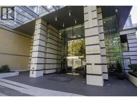 1028 Barclay St in Vancouver, BC - Building Photo