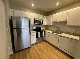 67 Milliken Ave in Franklin, MA - Building Photo