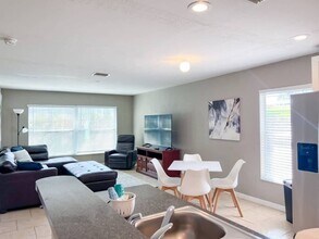 37132 Grassy Hill Ln in Dade City, FL - Building Photo - Building Photo