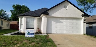 2703 Blackburn Dr in Killeen, TX - Building Photo