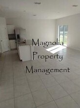 1060 Kobuk St in Haines City, FL - Building Photo - Building Photo
