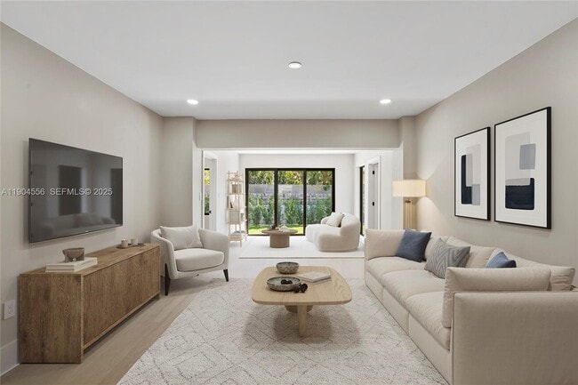 9073 Dickens Ave in Surfside, FL - Foto de edificio - Building Photo