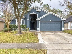 925 Maple Creek Dr in Orlando, FL - Building Photo