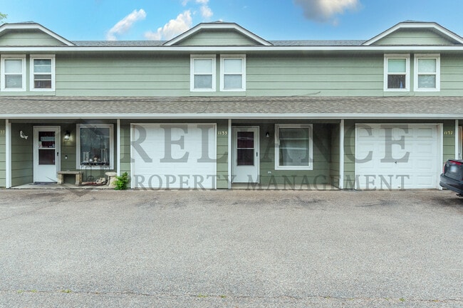 1135 N Meridian Ave